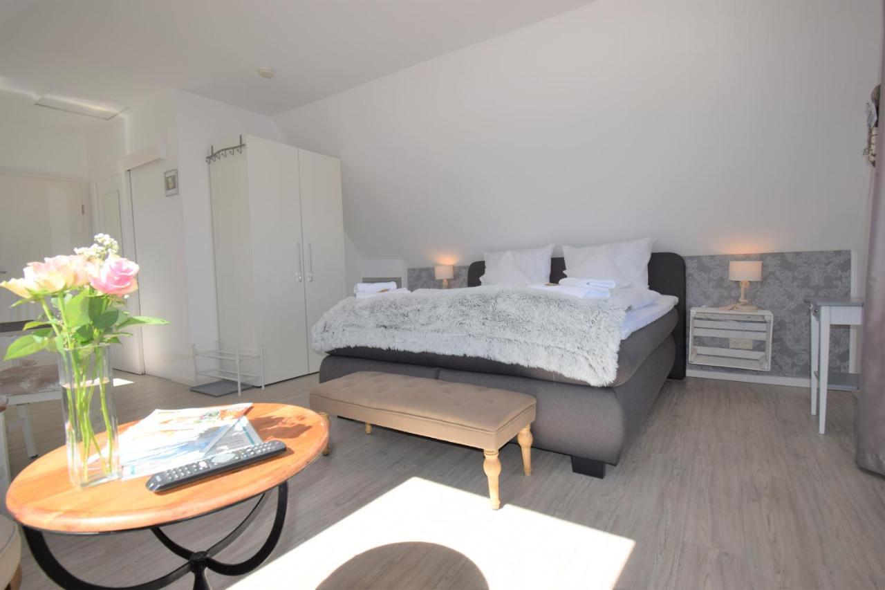 Haus Kaiser Appartement 6 Deichglueck 부숨 외부 사진
